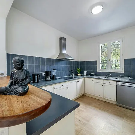 Le Ministere De La Paix - 15min To Gare Du Nord Holiday home *