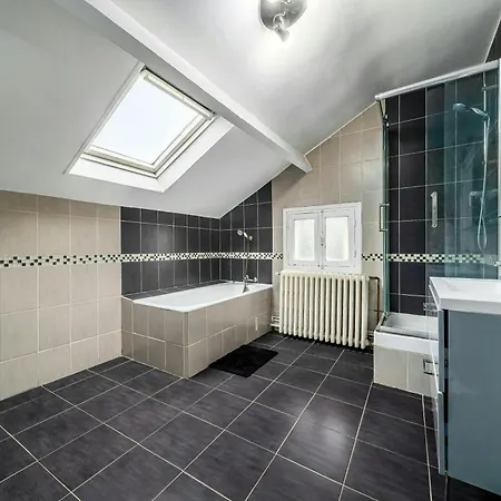 Holiday home Le Ministere De La Paix - 15min To Gare Du Nord *