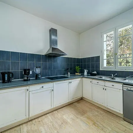 Le Ministere De La Paix - 15min To Gare Du Nord Holiday home *